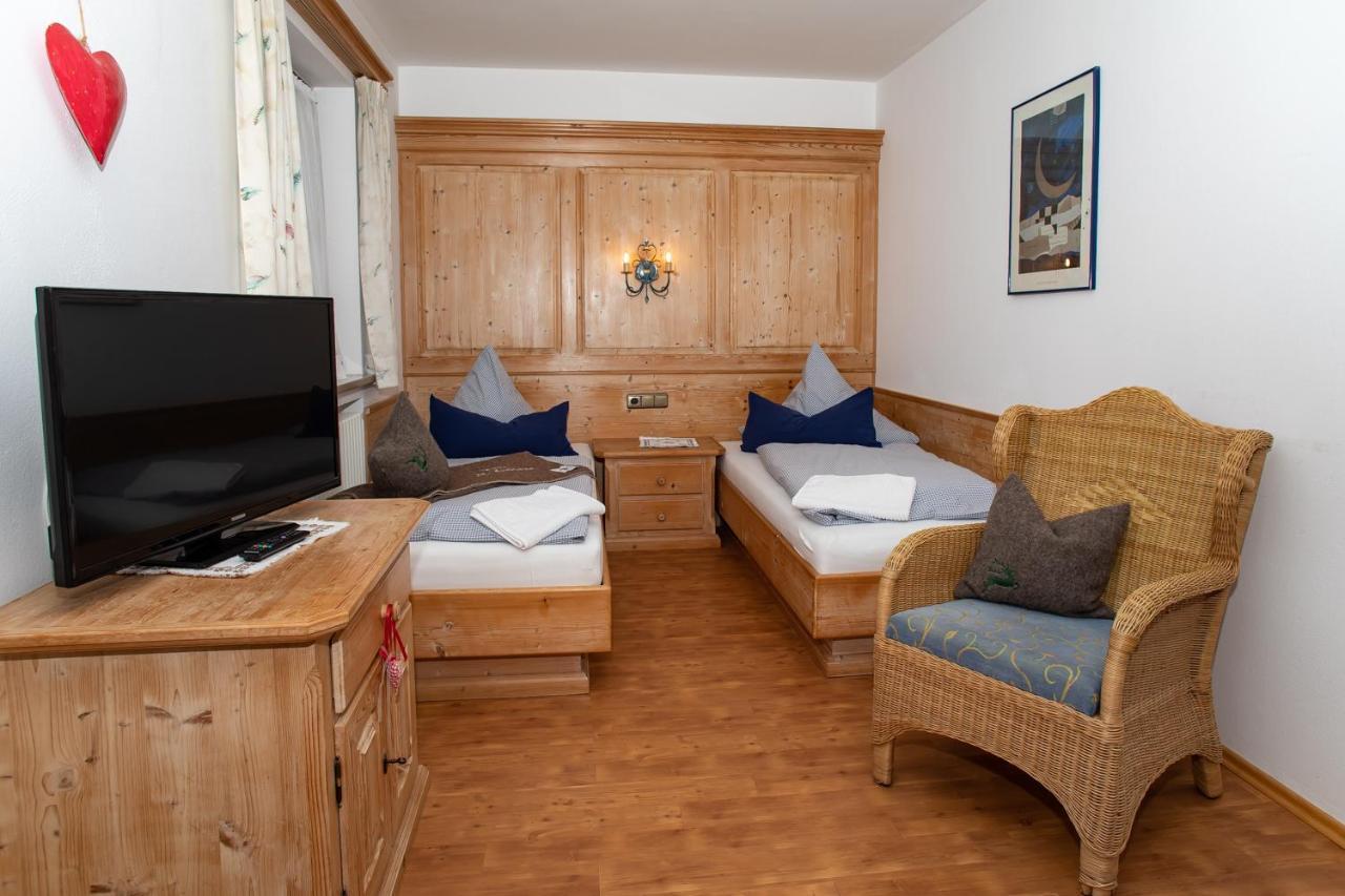 Haus St. Korbinian Leilighet Mittenwald Eksteriør bilde